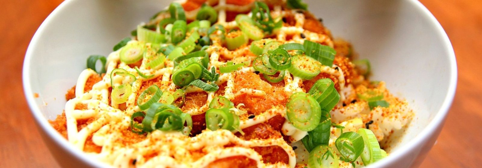 prato de macarrão sinalizando sobre a quebra de um dos 5 mitos sobre a nutrição